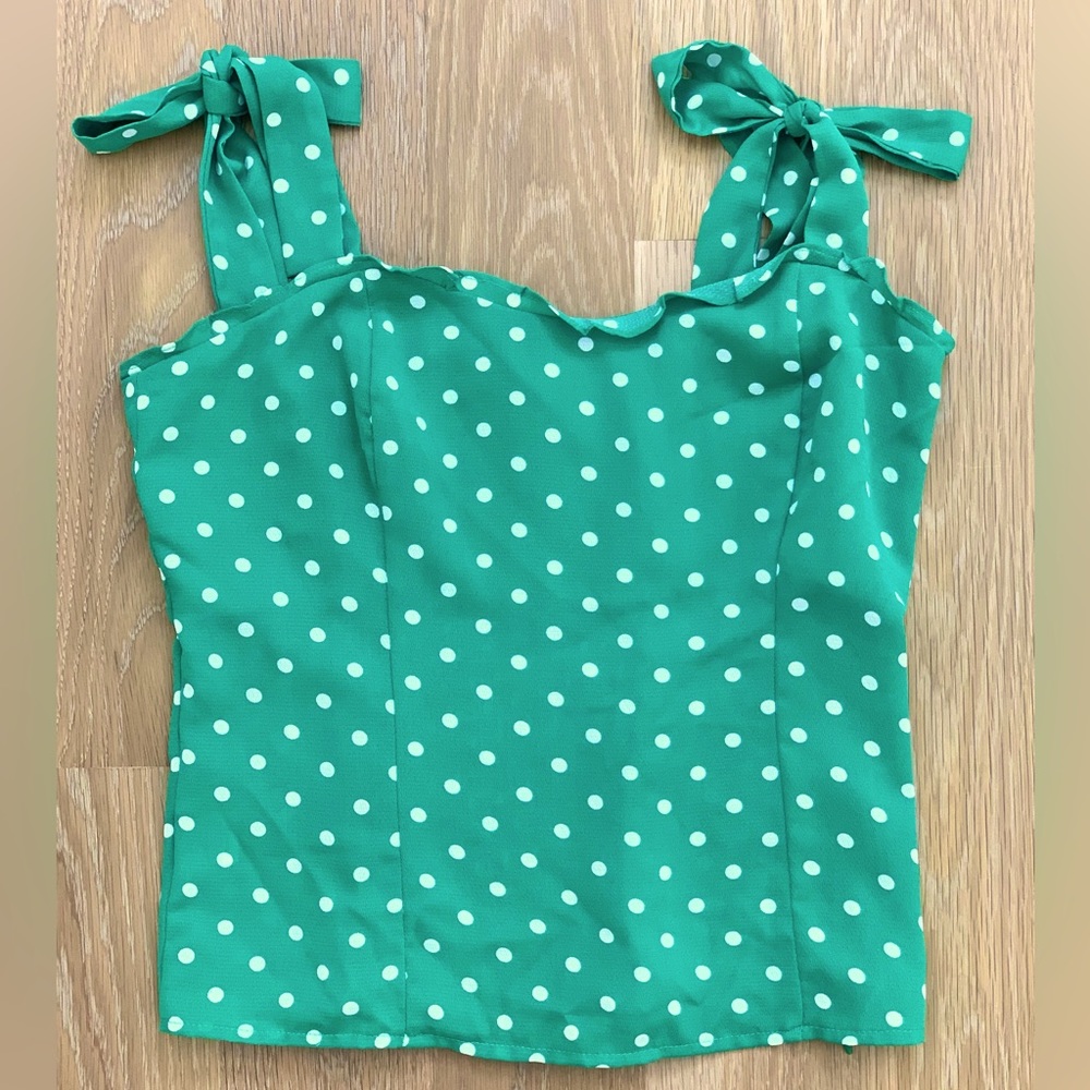 Re:Named Polka Dot Strap Tank Top, green/white. Size Medium - Picture 1 of 6